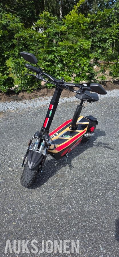 Elektrisk sittescooter EV Ultra Pro 2000